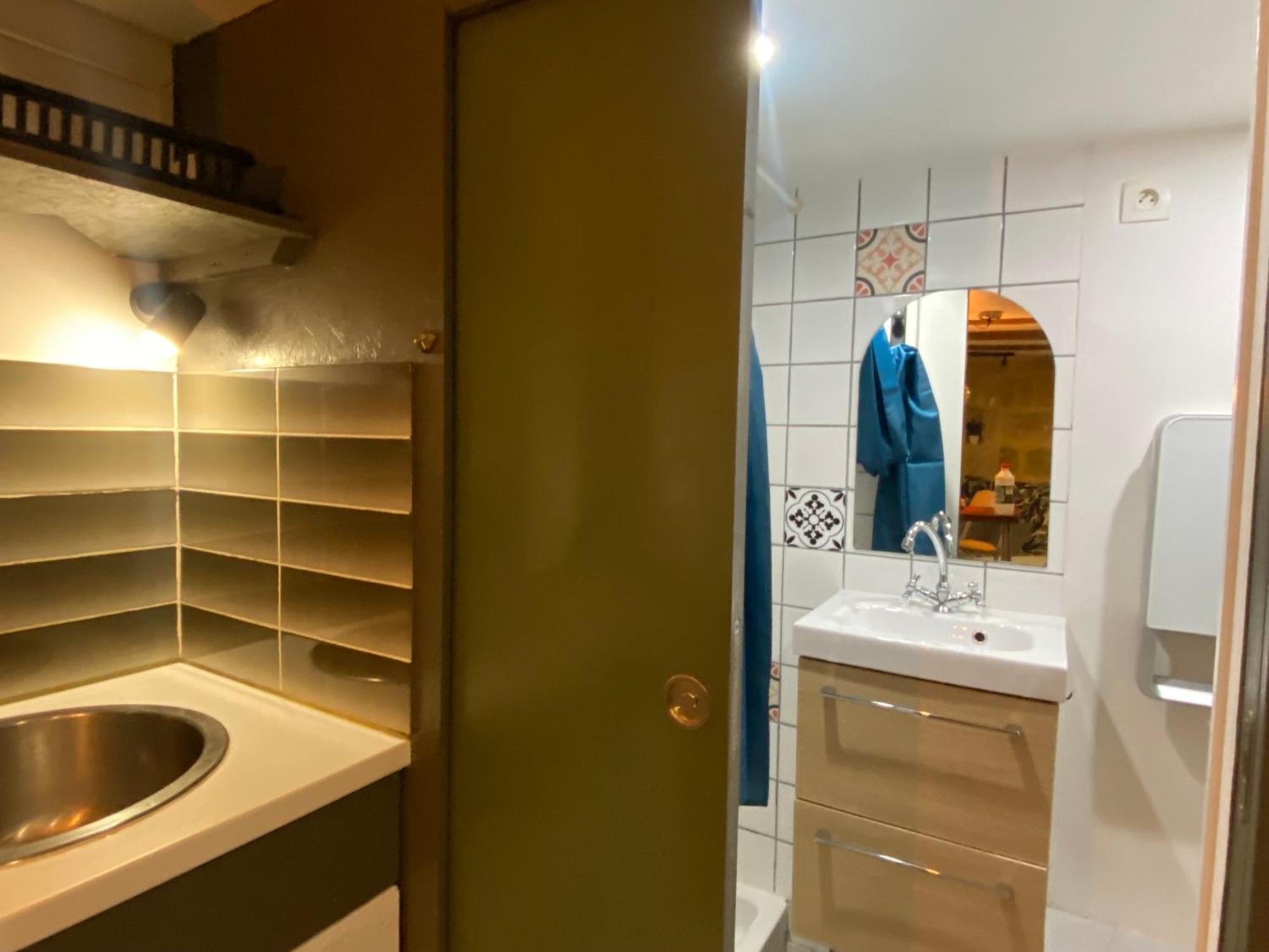Апартаменты Charmant Studio Ecusson Centre Historique Монпелье Экстерьер фото