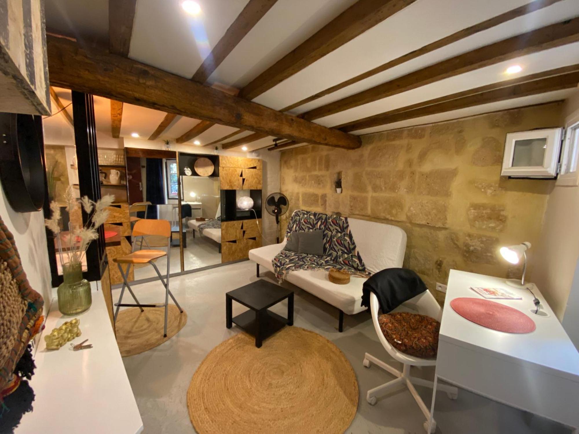 Апартаменты Charmant Studio Ecusson Centre Historique Монпелье Экстерьер фото